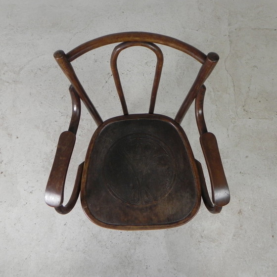 Image 1 of Buchenholzsessel mit Armlehnen im Thonet-Stil, 1920er Jahre