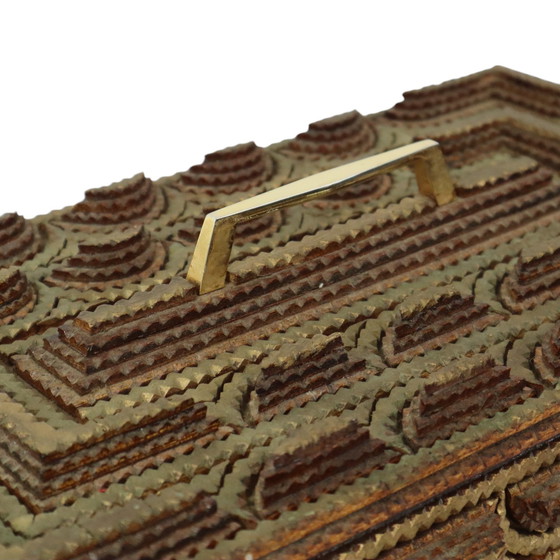 Image 1 of Große Tramp Art Box