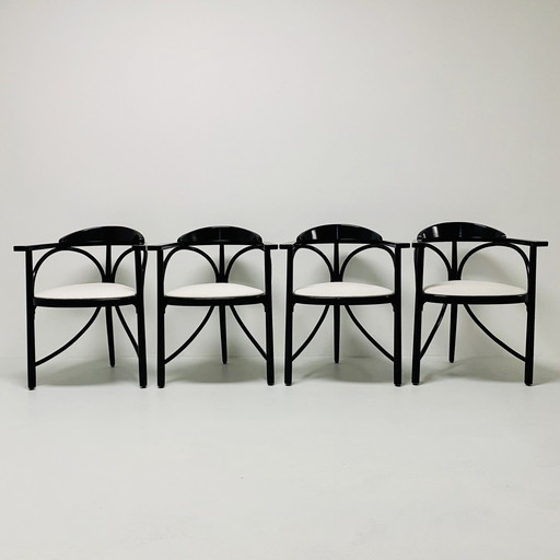 Thonet Modell 81 Schwarze Jugendstil-Essstühle aus Bugholz