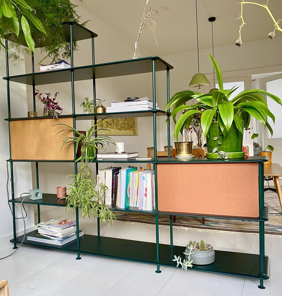 Image 1 of Montana Free 522000 freistehendes L-förmiges Regalsystem