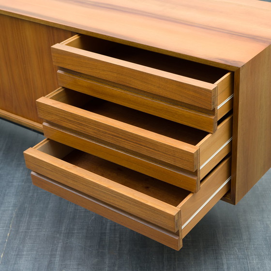 Image 1 of 60er Jahre Sideboard, Nussbaum, restauriert, extralang mit 360cm