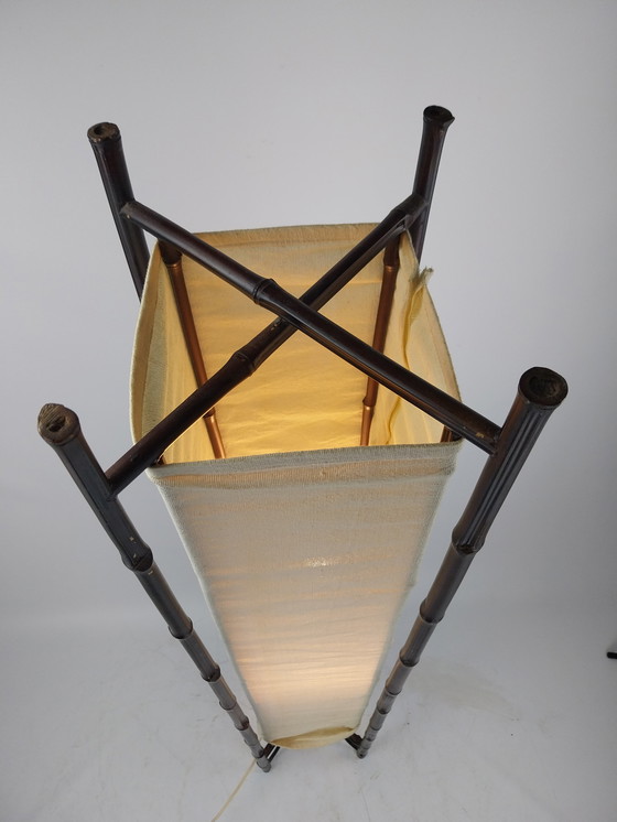 Image 1 of Japanische Stehlampe aus Bambus und Segeltuch, 150 cm hoch