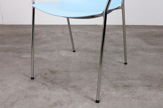 Image 1 of No Frill Arms Stuhl