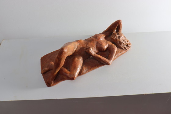 Image 1 of Entspannende Frau