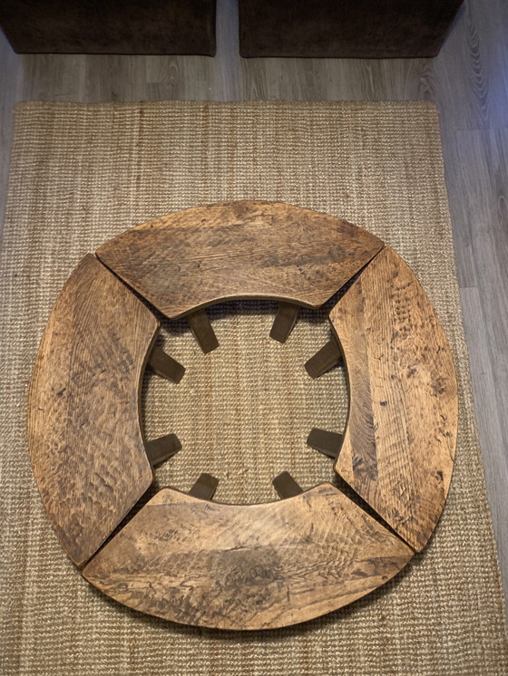 Image 1 of Brutalistischer Couchtisch Eiche massiv