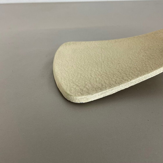 Image 1 of Vintage Bauhaus beige Metall und Messing Schreibtischlampe, Österreich 1950er