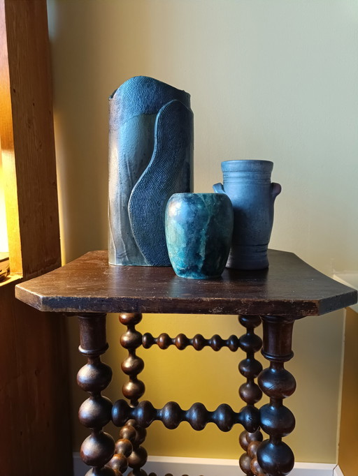 Satz dekorativer Vasen