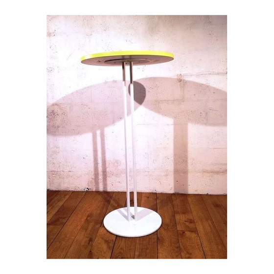 Image 1 of Farbiger Stehtisch aus Holz im Vintage-Stil