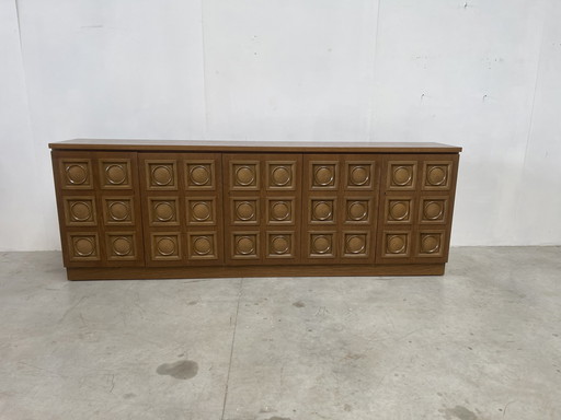 Vintage Grafische brutalistische Kredenz