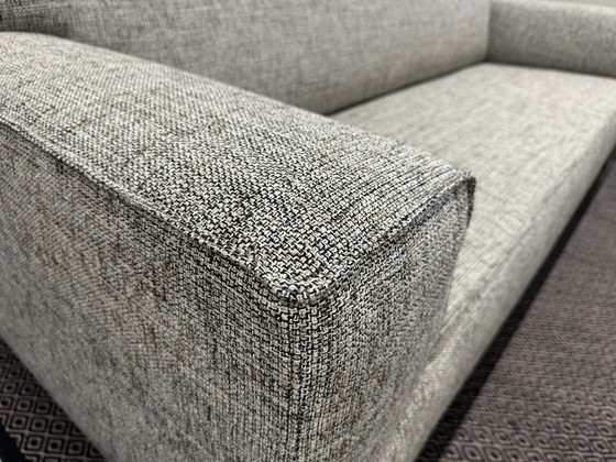 Image 1 of Design auf Lager Bloq 3 Sitzer Sofa Stanton Braun Weiß