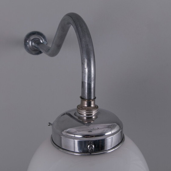 Image 1 of Wandlampe aus Opalglas, 1950er Jahre