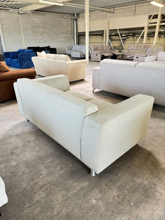 Image 1 of Prominentes Sofa