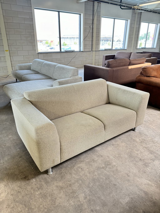 Prominentes Sofa