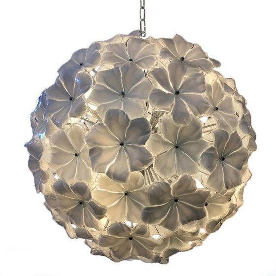 Image 1 of Zeitgenössischer Sputnik-Kronleuchter aus weißem Lotus-Muranoglas