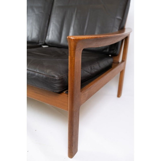 Image 1 of Vintage Dreisitzer-Sofa aus Teakholz und mit schwarzem Leder bezogen von Arne Vodder 1960er Jahre