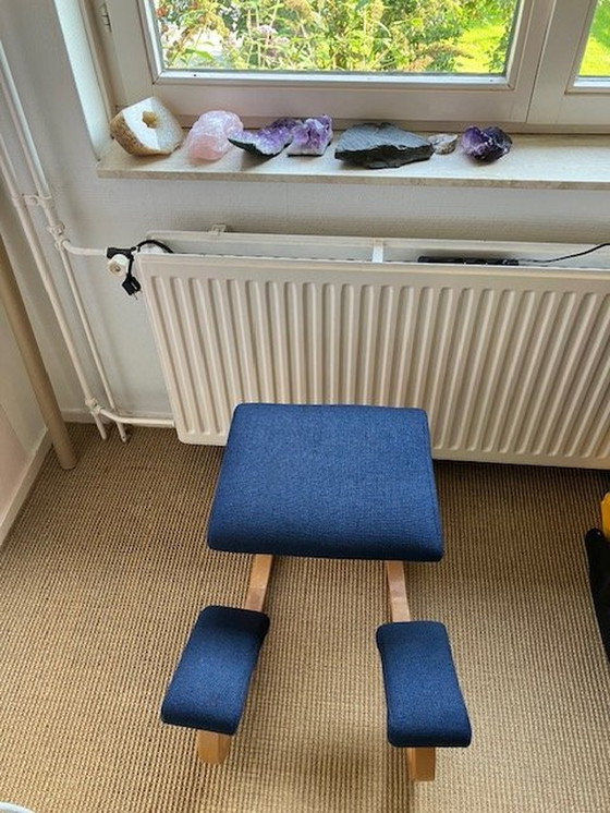 Image 1 of Stokke Ergonomischer Kniestuhl Balance