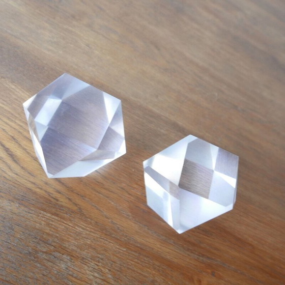 Image 1 of Paar alte geometrische wissenschaftliche Formen aus Plexiglas, Niederlande 1970