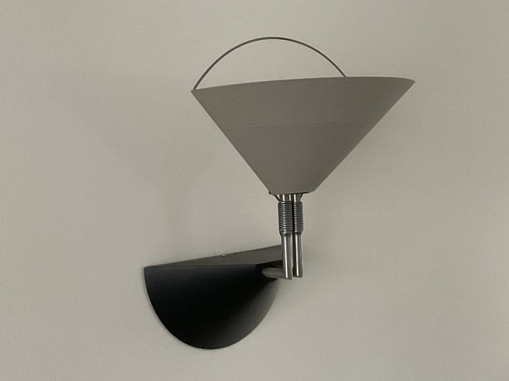 Image 1 of FA. Wandleuchte im Porsche-Design