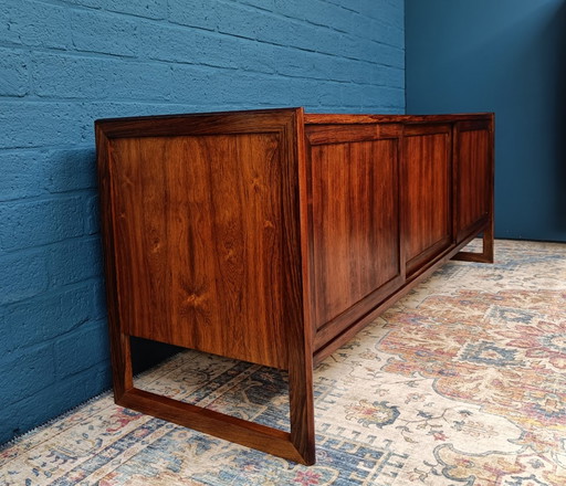 Midcentury Palisander Lowboard Dänisches Design