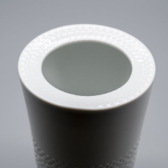 Image 1 of Seltene Manfred Frey Ak Kaiser Biskuit Porzellan Natur Relief Op Art Vase Duo Mcm