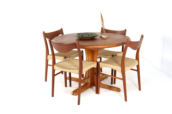 Image 1 of Dänischer Massiv Teakholz Rund 1X Ausziehbarer Esstisch 'Kalundborg' Vintage