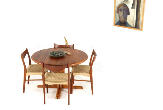 Image 1 of Dänischer Massiv Teakholz Rund 1X Ausziehbarer Esstisch 'Kalundborg' Vintage