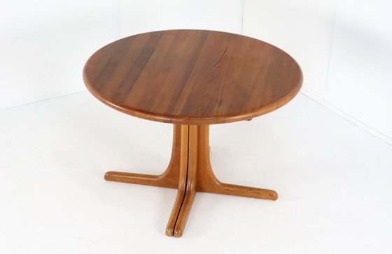 Image 1 of Dänischer Massiv Teakholz Rund 1X Ausziehbarer Esstisch 'Kalundborg' Vintage