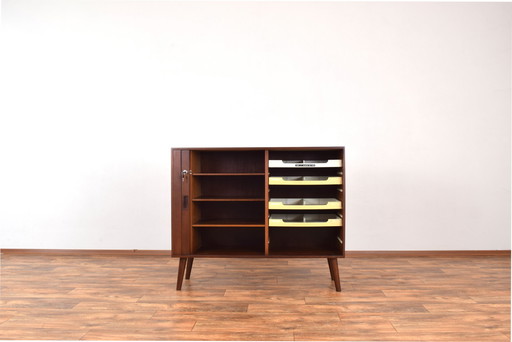 Mid-Century Dänisches Teakholz Tambour Türen Sideboard, 1960S