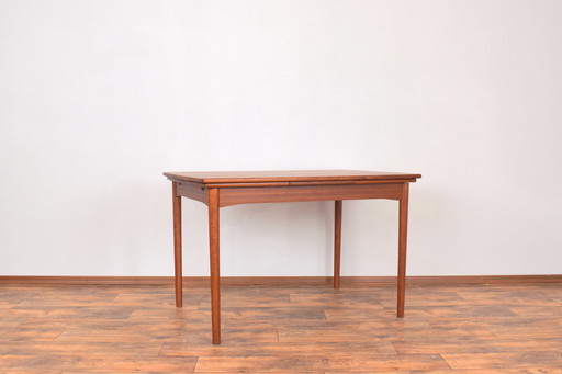 Mid Century Dänischer Teak Ausziehbarer Esstisch, 1960S.