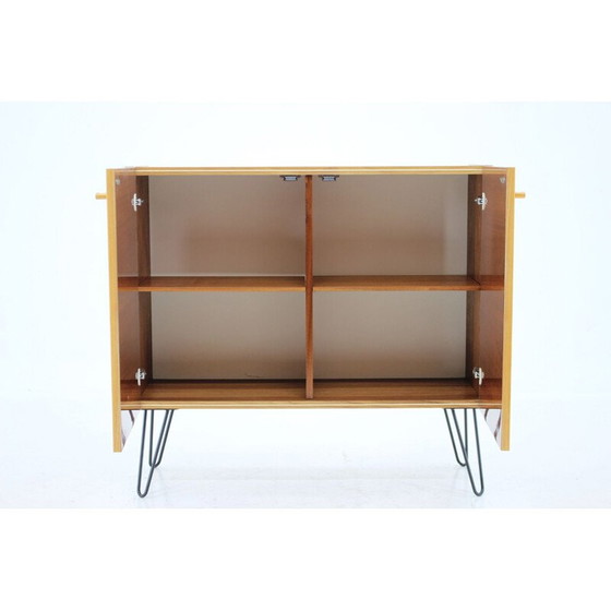 Image 1 of Vintage-Kleiderschrank aus Birkenholz, Tschechien 1970