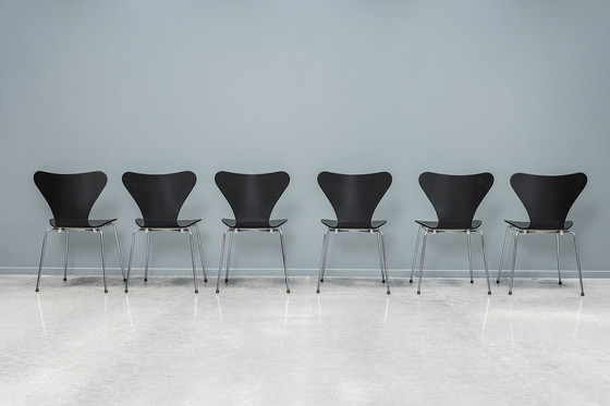 Image 1 of Fritz Hansen Serie 7 "Schmetterling" Stuhl