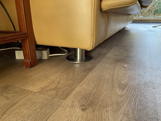 Image 1 of Dunkelgelbes Minotti-Sofa