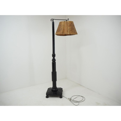 Vintage Stehlampe aus Holz, Jugendstil 1910