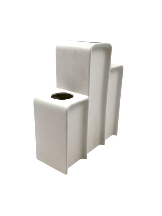 Image 1 of Makio Hasuike, Weltraumzeitalter-Keramikvase, Arnolfo di Cambio, Italien 1975