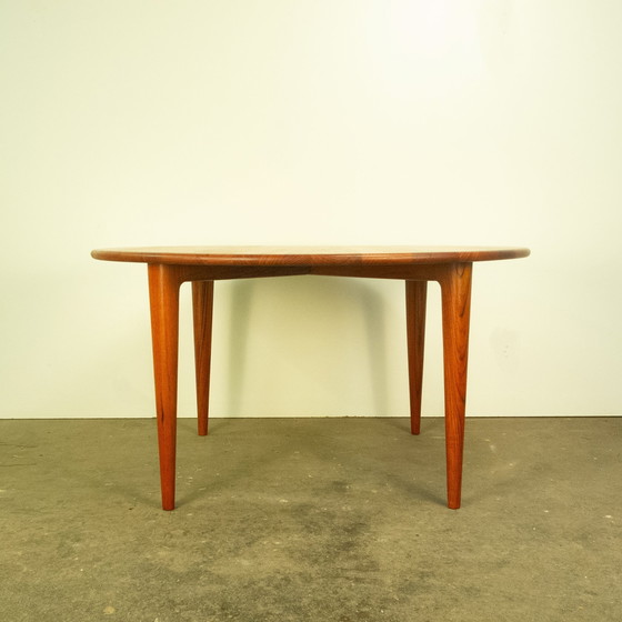 Image 1 of Couchtisch, Massives Teakholz, 1960Er Jahre