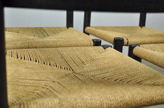 Image 1 of Fritz Hansen / Skandinavische Papercord-Esszimmerstühle (4) / Mogens Lassen / Dänemark 1960S