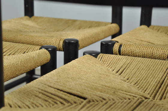 Image 1 of Fritz Hansen / Skandinavische Papercord-Esszimmerstühle (4) / Mogens Lassen / Dänemark 1960S