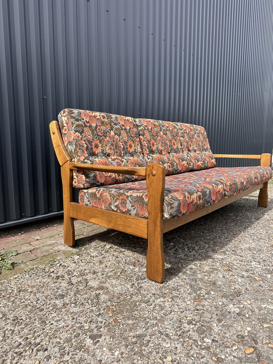 Image 1 of Vintage Sofa geblümt