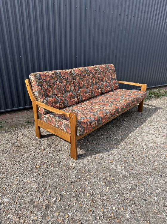 Image 1 of Vintage Sofa geblümt