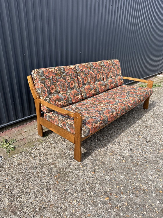 Image 1 of Vintage Sofa geblümt