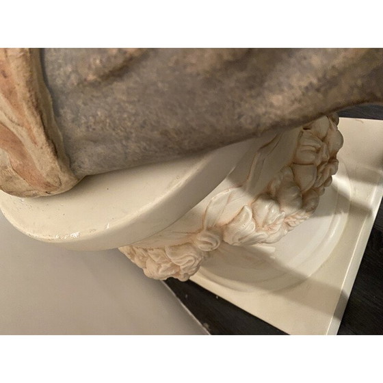 Image 1 of Paar alte Statuten "Die Reichen und die Armen", 1975-1980er Jahre