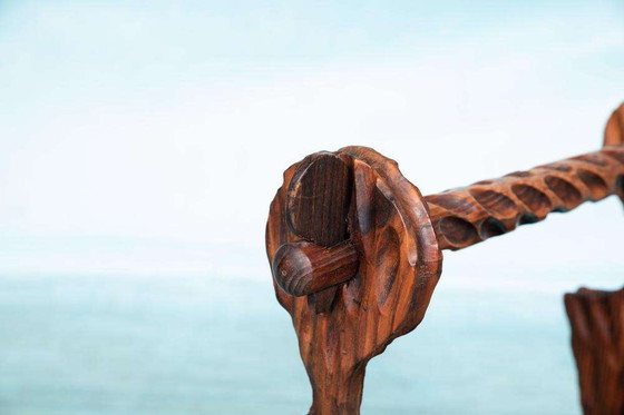 Image 1 of Brutalistischer Zeitschriftenständer aus Holz 70er Jahre, Spanischer Zeitschriftenständer