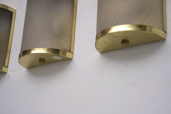 Image 1 of Seltener Satz von vier Valentino Wandleuchten aus Messing und geätztem Glas, Italien 1980er