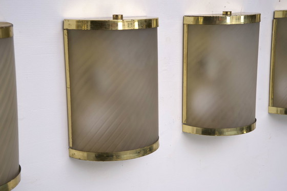 Image 1 of Seltener Satz von vier Valentino Wandleuchten aus Messing und geätztem Glas, Italien 1980er