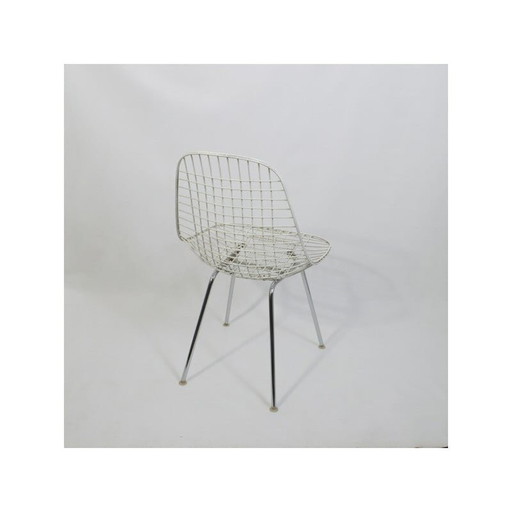 Ein Paar alte "Dkx 1 Wire Chair" Stühle von Charles und Ray Eames für Herman Miller, 1952