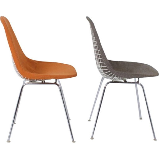 Ein Paar alte "Dkx 1 Wire Chair" Stühle von Charles und Ray Eames für Herman Miller, 1952