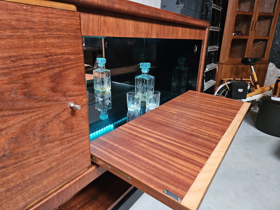 Image 1 of Vintage-Highboard/Barschrank/Audio-Pult