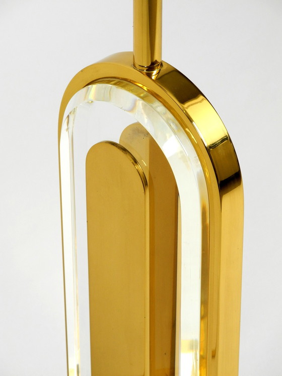 Image 1 of Sehr seltene 1970S Xxl Messing Glas Tischlampe von Vereinigte Werkstätten Sammlung