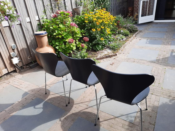 Image 1 of 3 Fritz-Hansen-Stühle