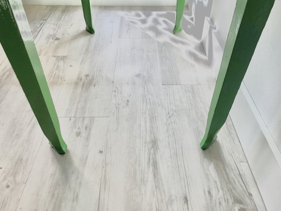 Image 1 of Grüner Holztisch, upgecycelt